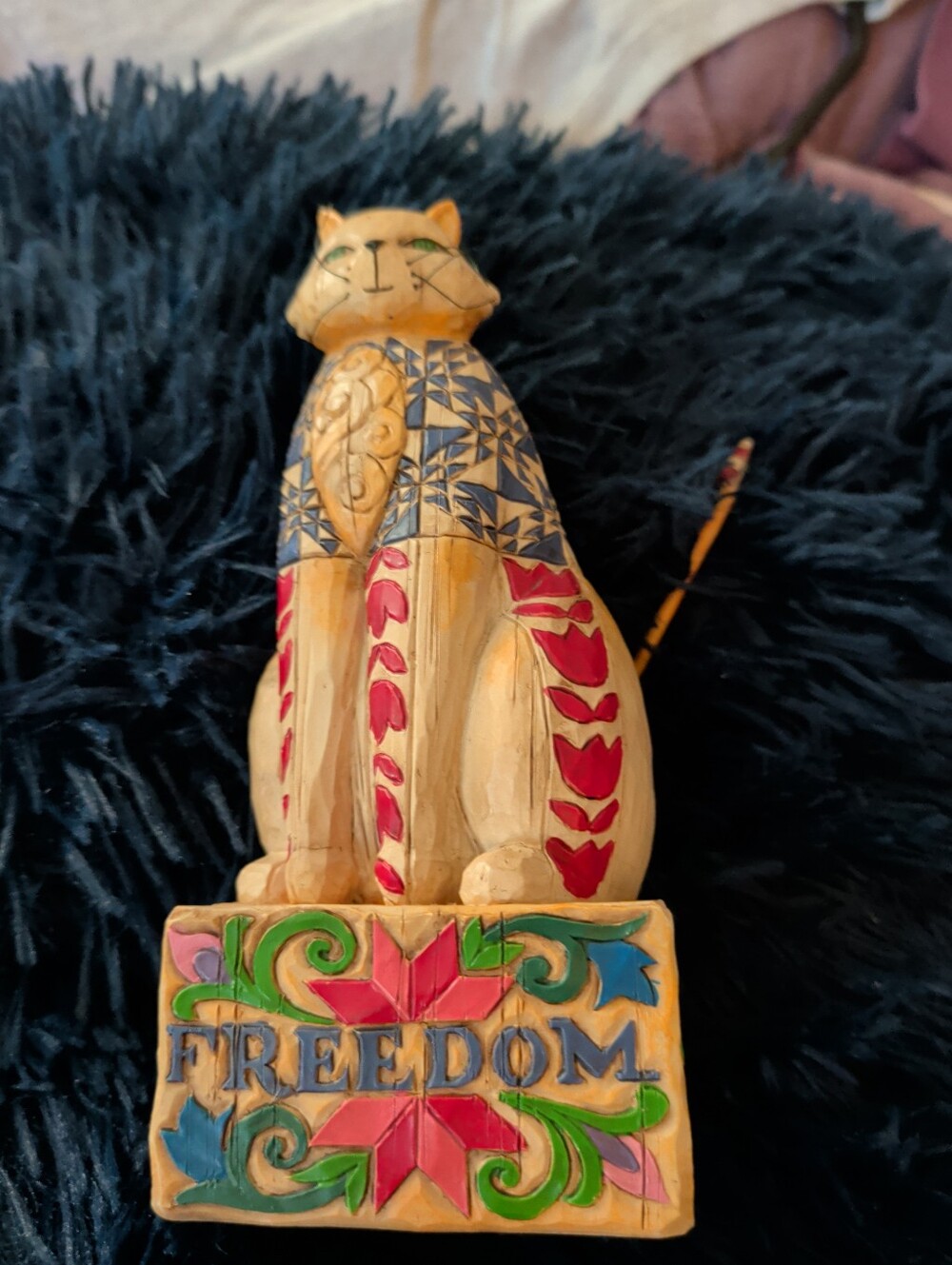 Jim Shore Freedom Cat Figurine - Multicolor